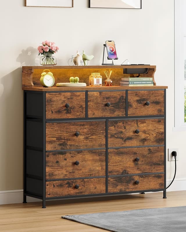 Thumbnail 6 de Hzuaneri Commode 9 tiroirs avec bande lumineuse LED, 2 ports USB et 2 prises secteur (30 x 100 x 95 cm) Vintage DU02901BEU