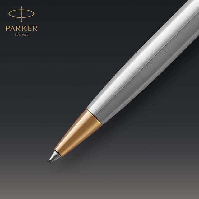 Detalle de Parker Sonnet penna a sfera in acciaio inox con finiture oro 🖊