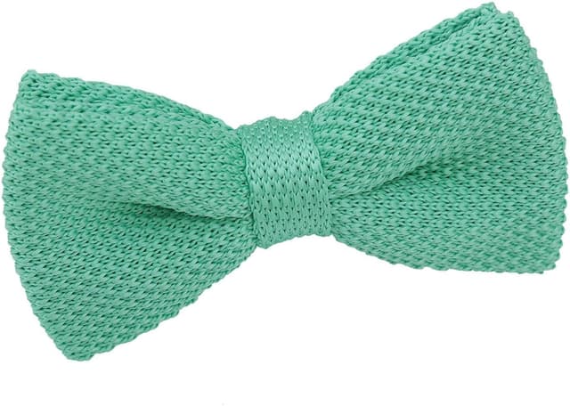 Detalle de DQT men’s knitted bow tie (pre-tied) – adjustable hook and eye strap
