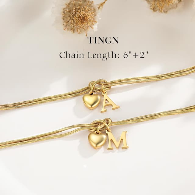 Detalle 2 de TINGN Knoten-Armband Gold Damen & Mädchen – 18K vergoldetes Buchstabenarmband mit Herz-Anhänger