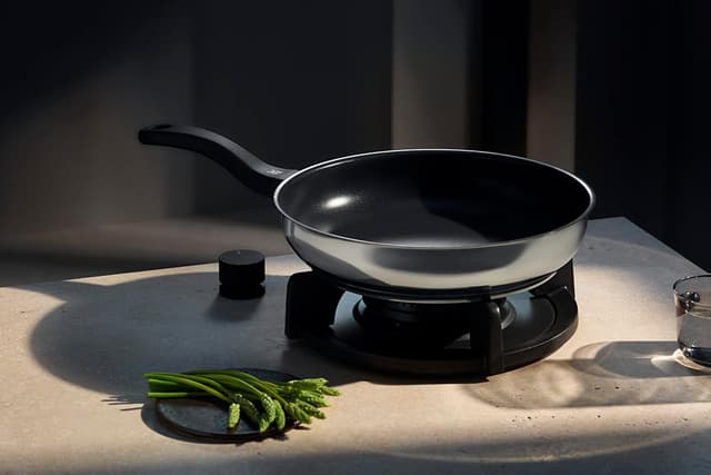 Detalle 2 de WMF Devil Sartén Antiadherente 20 cm 🍳 Cocina Inducción Sin PFOA