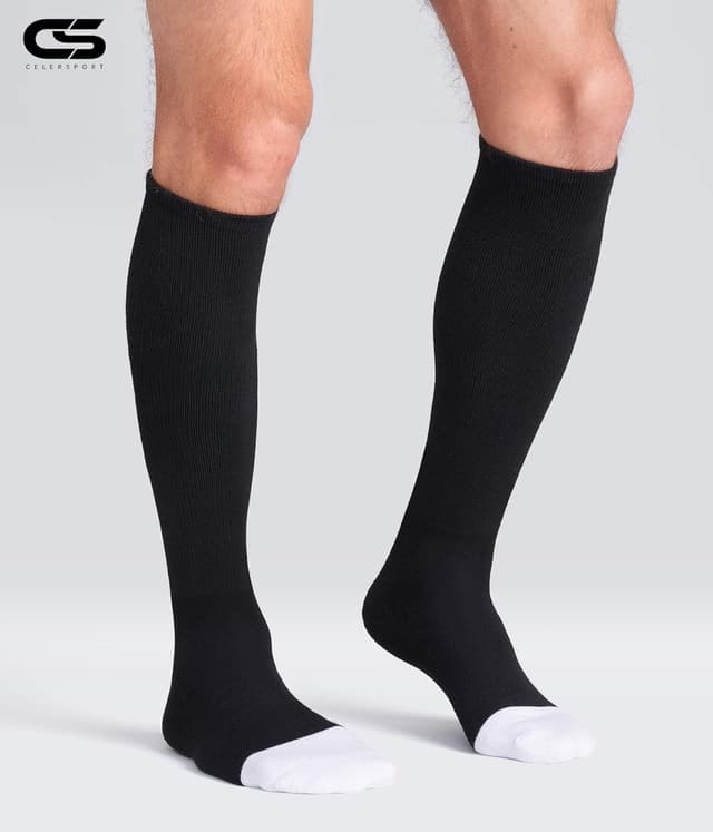 Detalle de CS CelerSport 2/3 Pack Over-the-Calf Multi-Sport Socks for Youth & Adults