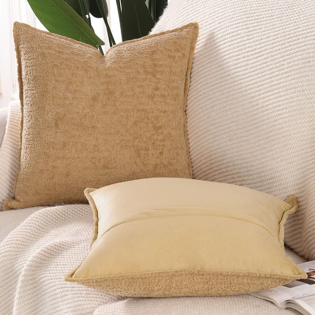 Detalle 2 de Madizz 2er Set Chenille Samt Kissenbezüge mit Rand-Dekor Beige (50x50 cm)