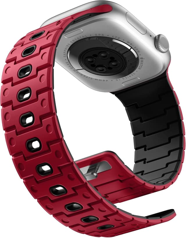 Detalle de Bandletic Magnetic Straps for Apple Watch Series 11/10 (42mm), Series 9/8/7 (41mm) and more — soft silicone magnetic strap