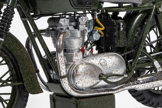 Thumbnail 5 de Corgi CC08501 Triumph TR6 diecast car