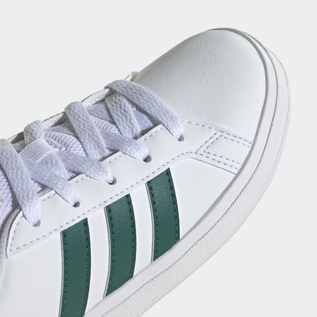 Detalle 2 de adidas Unisex Kids Grand Court lifestyle lace-up trainers