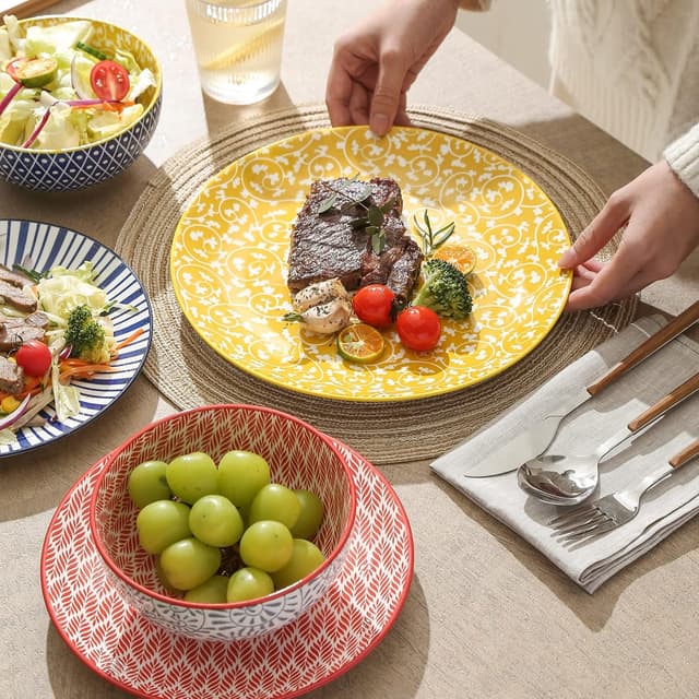 Detalle de Selamica 12-Piece Ceramic Dinnerware Set (Plates & Bowls) for 4, Scratch-Resistant, Assorted Colors