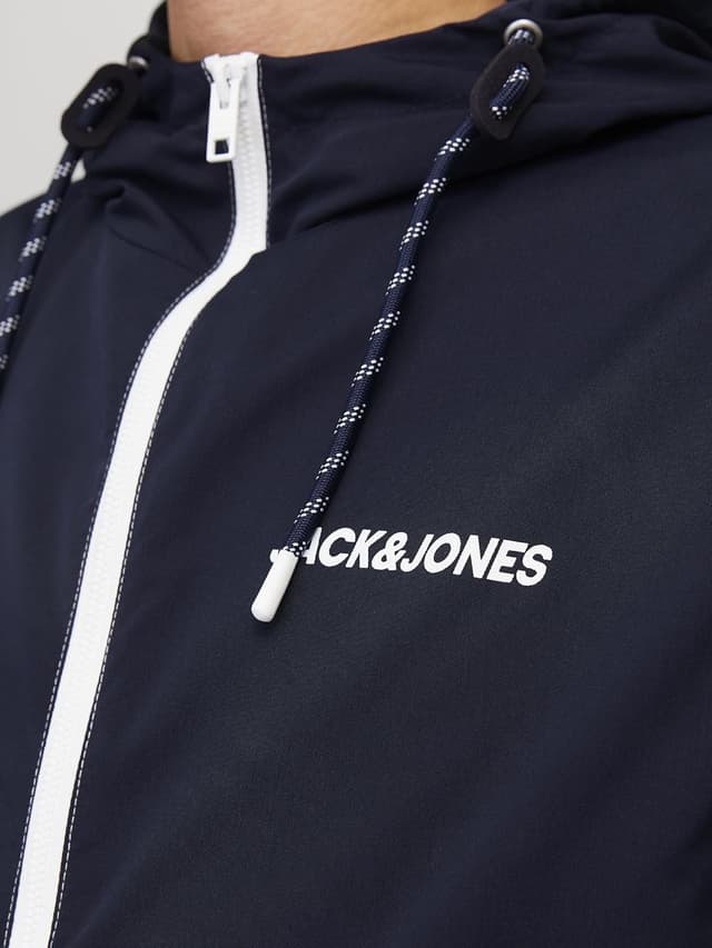 Detalle de JACK & JONES Jjerush Hood Bomber Noos Herren Bomberjacke