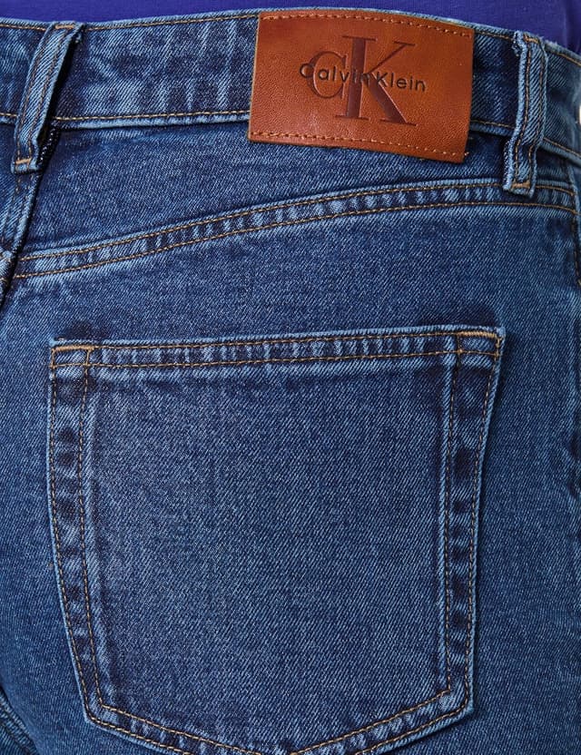 Detalle 2 de Calvin Klein Jeans Donna: stile iconico per l’uso quotidiano