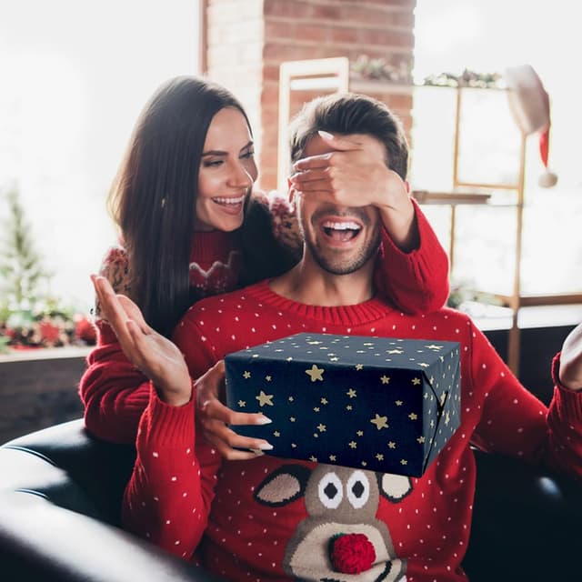 Detalle de ZHNERY Recyclable Kraft Gift Wrapping Paper Roll for Birthday in Blue with Star Design (43cm x 15M)