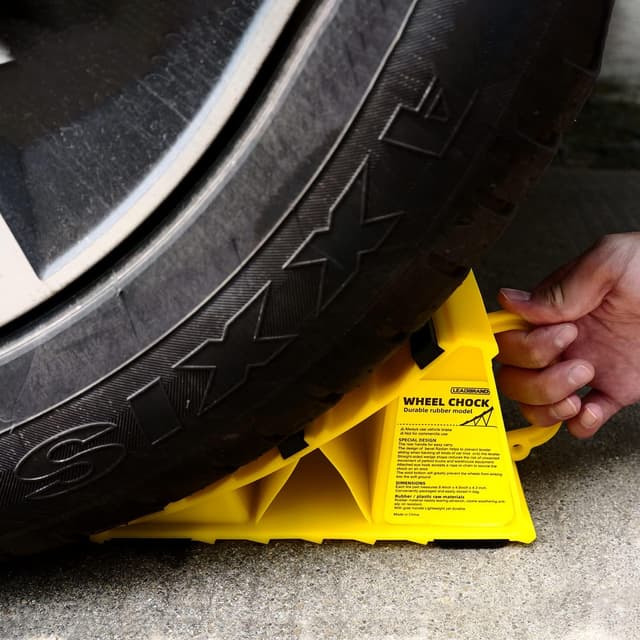 Detalle de Leadstand KFZ-Unterlegkeile für Wohnmobil & Anhänger – rutschfeste Schwamm-Unterseite (gelber Kunststoff)