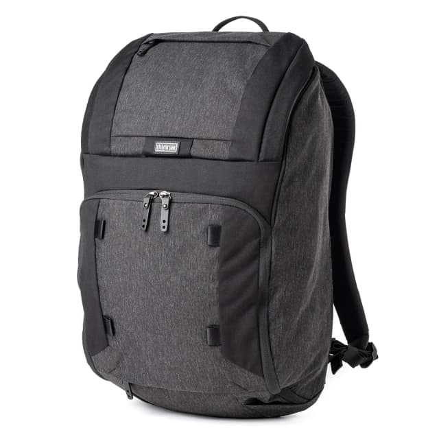 Detalle de Think Tank SpeedTop 30: mochila con acceso rápido y capacidad de 30 litros