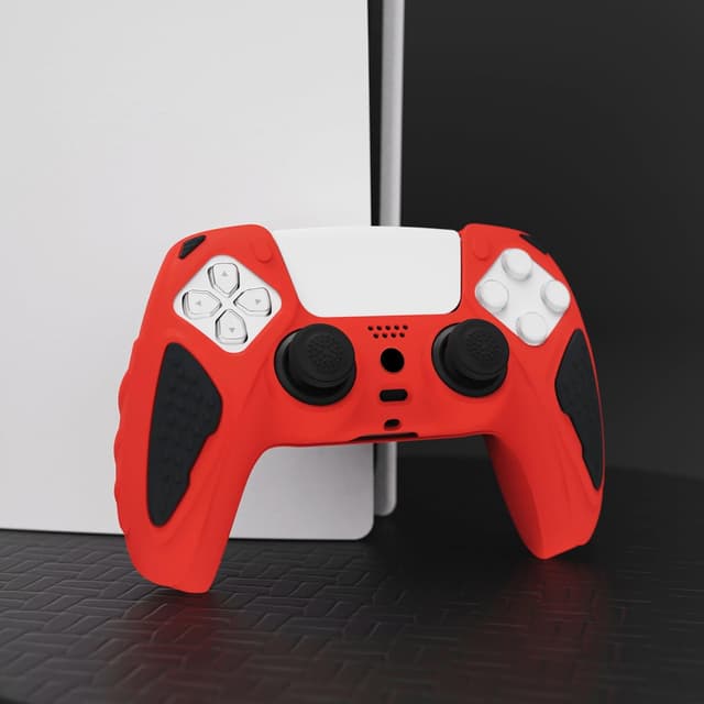 Detalle de PlayVital Knight Edition Passion Red & Black two-tone silicone cover skin for PS5 controller