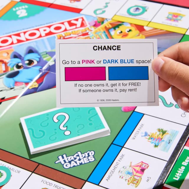 Detalle 2 de Monopoly Junior Board Game (2026 Edition) — 2 Games in 1 with Double-Sided Board | Ages 4+