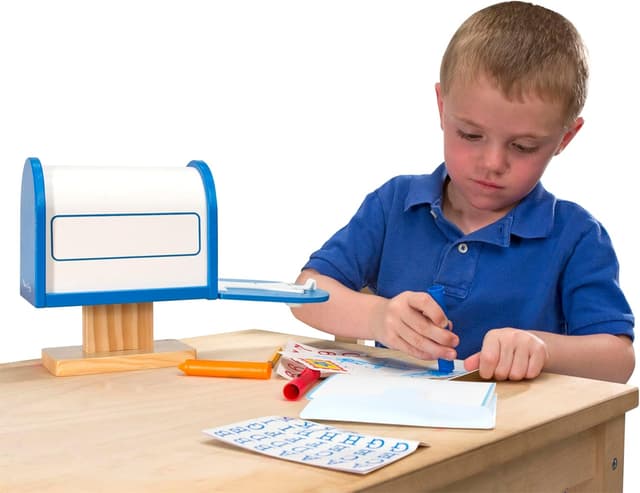 Thumbnail 2 de Melissa & Doug My Own Wooden Mailbox đź“«