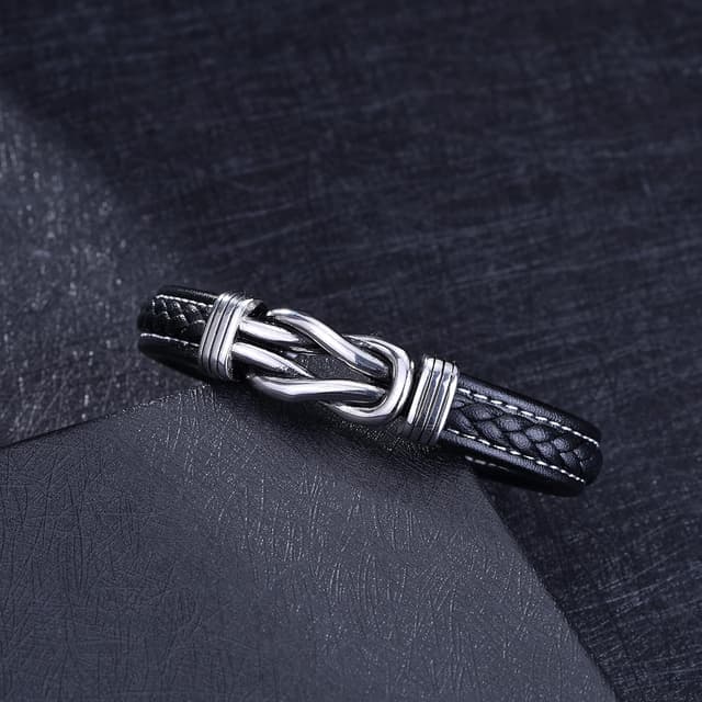 Detalle 2 de Leather bracelet for nephew, 8.5 inch