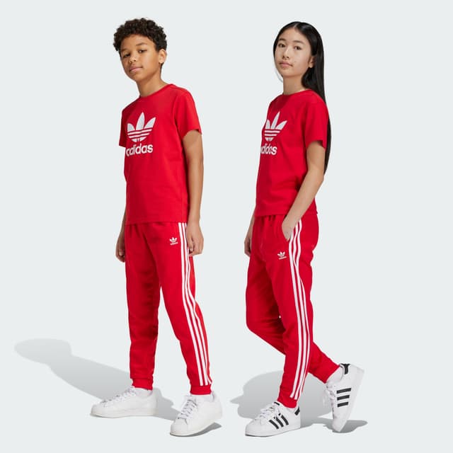 Detalle de Adidas Pantalón SST Adicolor Rojo para adolescentes