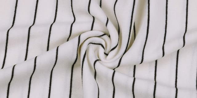 Detalle de WIHOLL Women’s Summer Scoop/V-Neck Pocket Tee Shirt (Short Sleeve, Loose Fit)