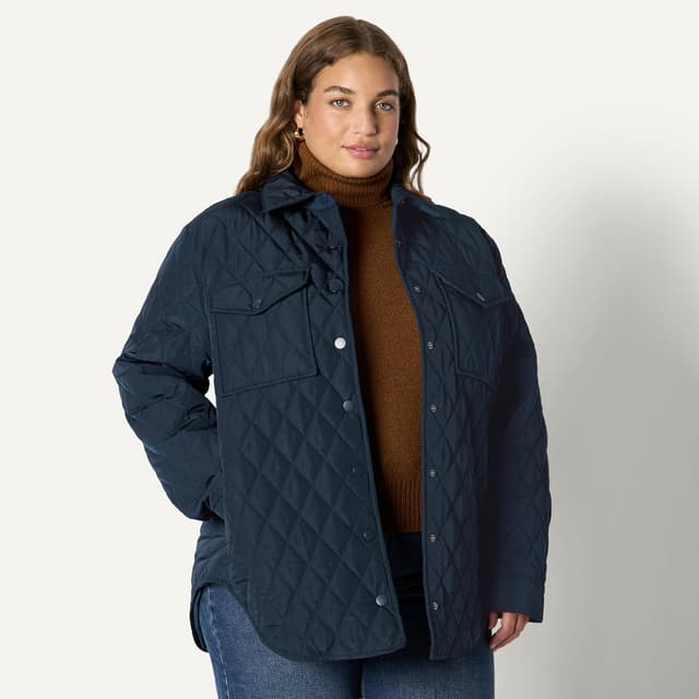 Detalle de Amazon Essentials Damen Lange Relaxed-Fit-Steppjacke mit Druckknöpfen