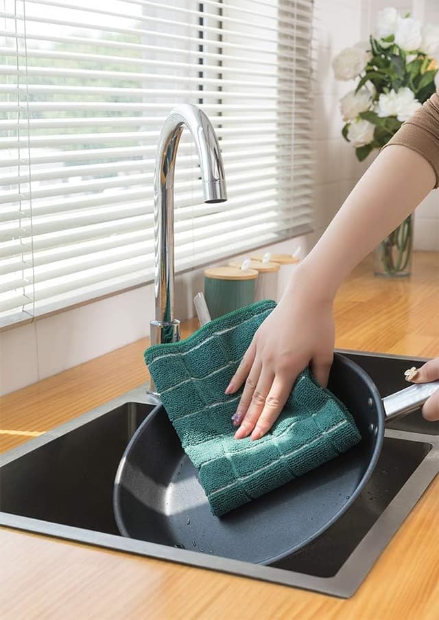 Detalle 2 de HYER KITCHEN Microfiber Dish Towels (8-Pack) – Soft, Super Absorbent, Lint-Free Kitchen Towels, Lattice Design, 26 x 18 Inch