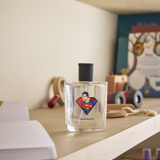 Detalle 2 de Corine de Farme Superman Eau de Toilette 50 ml