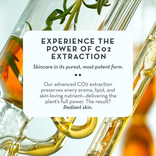 Detalle de The Good Oil Gua Sha Oil Face Serum (30mL) with Organic Jojoba, Calendula, Sunflower & Turmeric