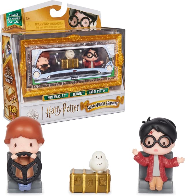 Detalle de Wizarding World Harry Potter Micro Magical Moments Sammelfiguren Multipack „Ford Anglia“ mit Harry, Ron, Hedwig
