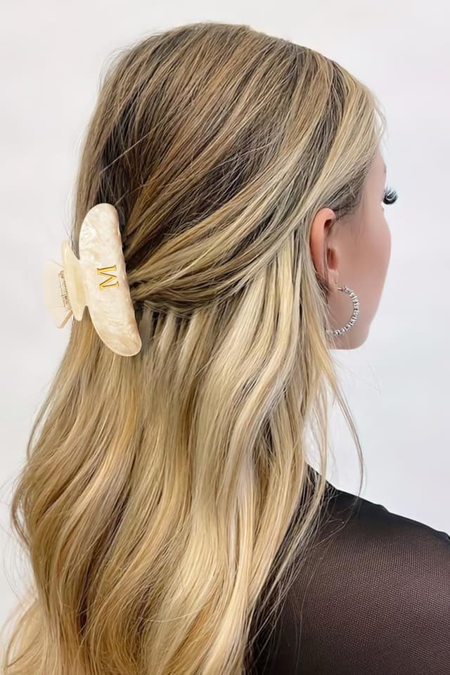 Thumbnail 2 de LILIE&WHITE Fermaglio Lettera M