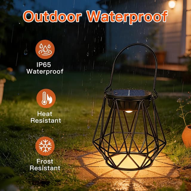 Detalle de Ketom 2 Pezzi lanterne solari da esterno in metallo IP65, luce bianco caldo – design sospeso con gabbia