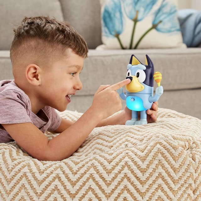 Thumbnail 3 de VTech ¡Muévete con Bluey! Mascota interactiva