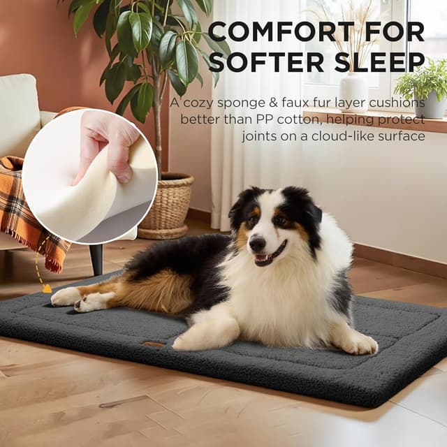 Detalle 2 de Joydeco Low-Profile Reversible Dog Mat Bed Pad (Dark Grey) – Washable crate pad, 112x81cm