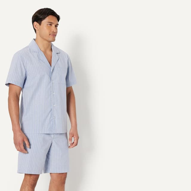 Detalle 2 de Amazon Essentials Herren-Schlafanzug-Set aus Baumwoll-Popeline mit Kurzarmhemd und Shorts