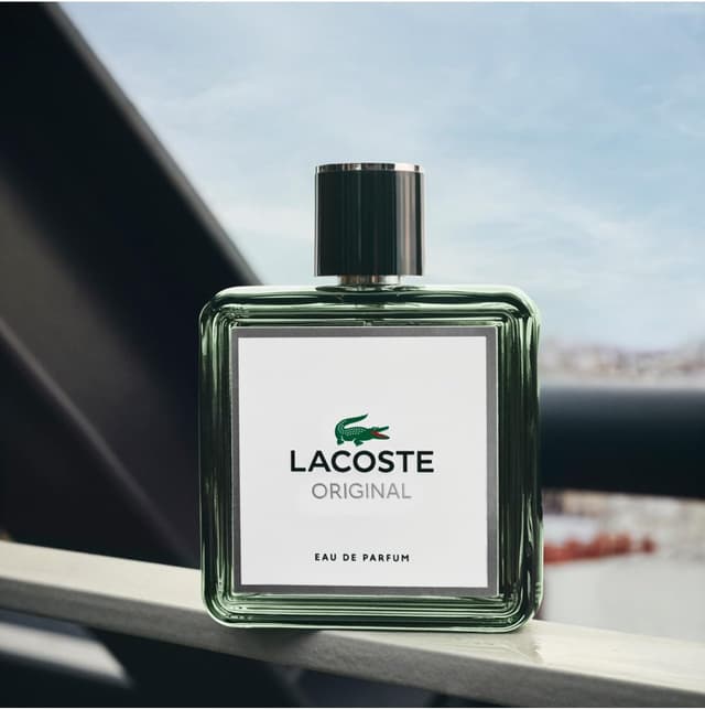 Detalle de Lacoste Original Eau de Parfum (60 ml) — fougère woody fragrance