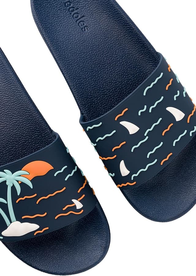 Detalle de Dedoles Badeschuhe & Hausschuhe für Damen, Herren und Kinder – bunte Badesandalen mit lustigen Designs