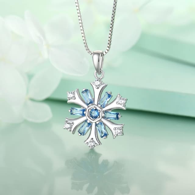 Detalle 2 de FJ Schneeflocke Kette Damen aus 925er Sterling Silber mit Aquamarin und Schneeflocken-Anhänger