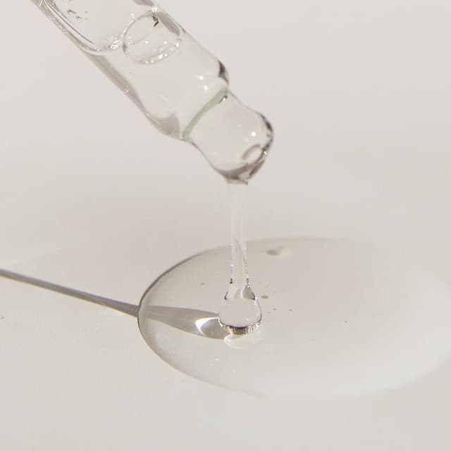 Thumbnail 4 de JUNGLÜCK Squalan Vegan Hautschutzöl