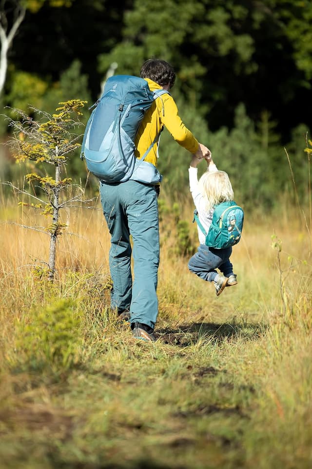 Detalle 2 de deuter Pico Kinderrucksack (5 L) – kleiner Rucksack für Entdecker ab 2 Jahren