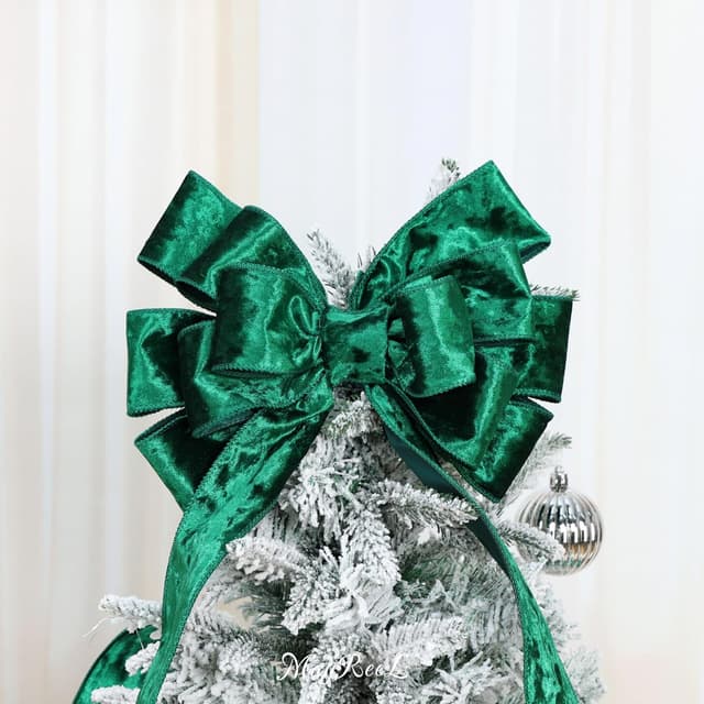 Detalle 2 de MAYREEL Green Crushed Velvet Ribbon 2.5" 🎀