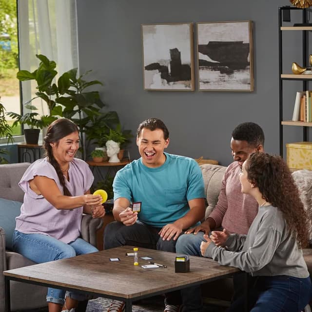 Detalle de Hasbro Taboo classico: gioco di società con parole da indovinare per adulti e adolescenti (4+ giocatori, 13+)