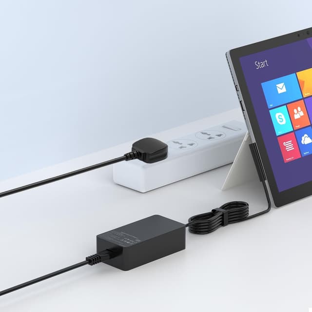 Detalle 2 de 65W Charger Compatible with Microsoft Surface Pro