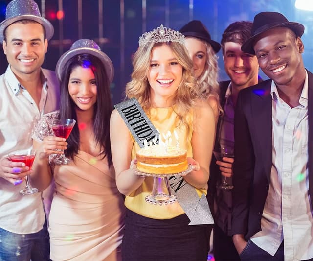 Thumbnail 5 de Birthday Queen Sash & Rhinestone Tiara Set