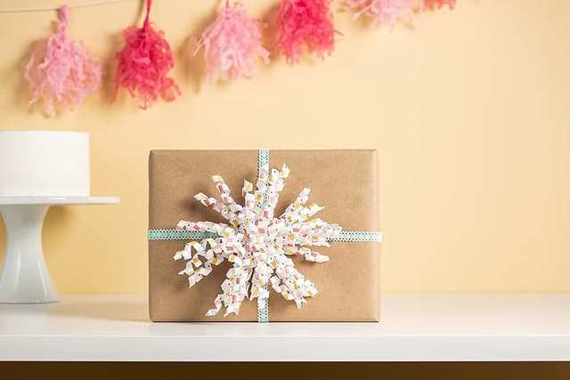 Detalle 2 de Cricut 2006704 hoja perforación 2,5 mm dientes