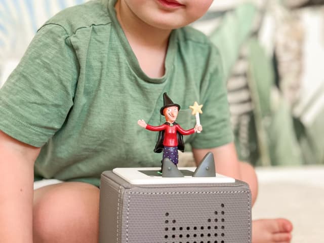 Detalle 2 de Tonie Room on the Broom 16 minutes