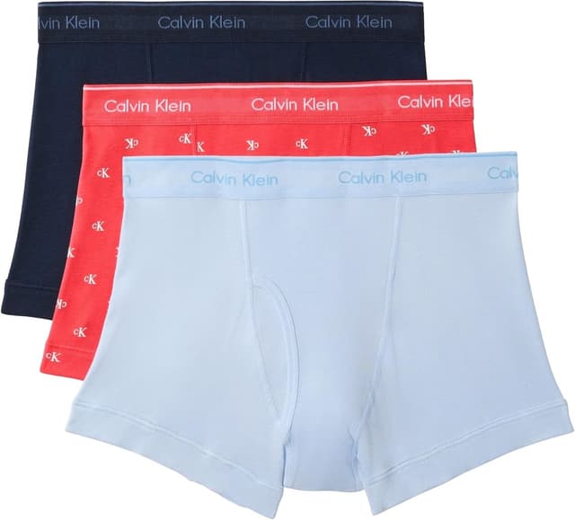 Detalle de Calvin Klein Bermuda Uomo: stile essenziale per l’estate