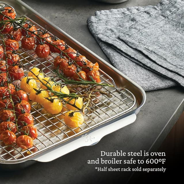 Detalle de Hestan OvenBond Collection 13" x 18" Tri-Ply Clad Stainless Steel Half Sheet Pan