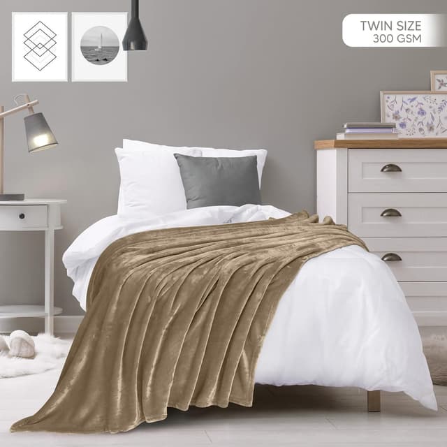 Detalle 2 de Utopia Bedding Kuschelige Fleecedecke 200x150 cm (Kamel) – weiche, leichte & warme Flanell-Fleece-Decke
