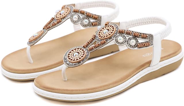 Detalle de FOGOIN women’s flat leather-look toe-post sandals with boho bead straps