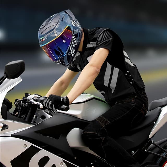 Detalle de LVNRIDS Motorcycle Safety Reflective Vest – fluorescent green, sleeveless protective riding layer