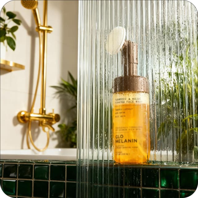 Thumbnail 6 de Glo Melanin Turmeric & Kojic Foaming Face Wash with Scrubber Top (4 fl oz)