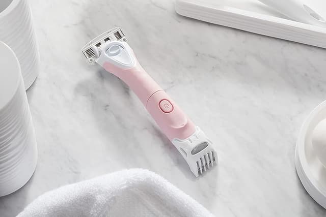 Thumbnail 2 de Wilkinson Sword Recortadora y maquinilla 5 hojas